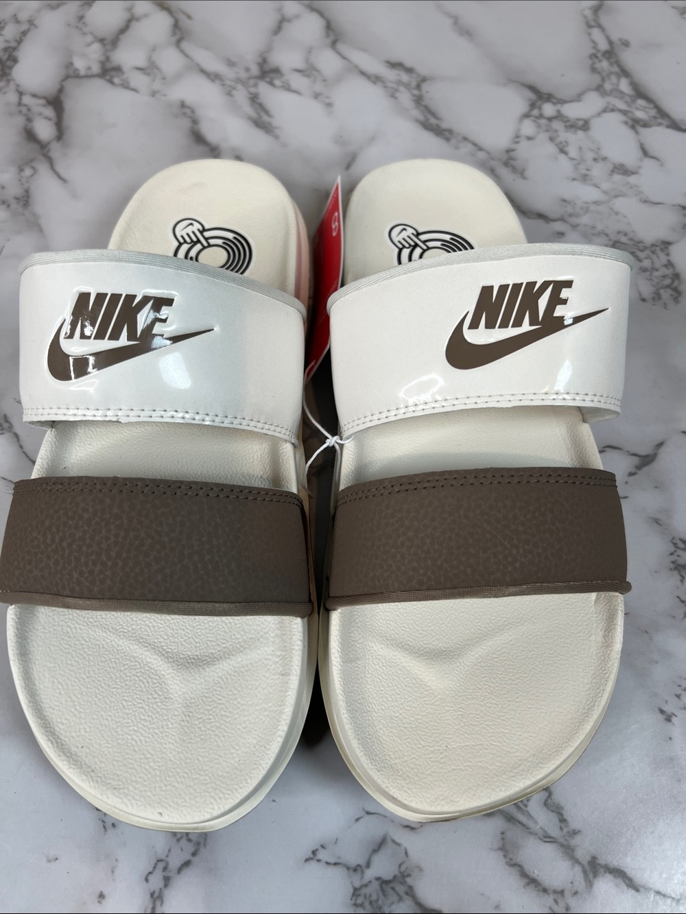 NIKE WOMEN'S NIKE OFFCOURT DUO SPORT SLIDES - Picture 5 of 10